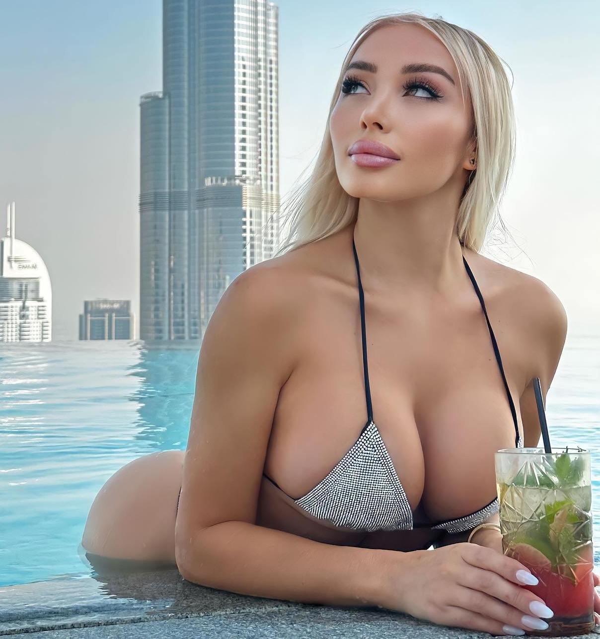 Daniella Analee